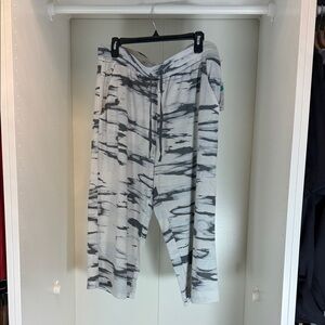 Ambrielle Gray and Black Sleepwear